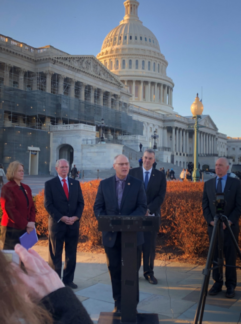 Pete in front of Capitol