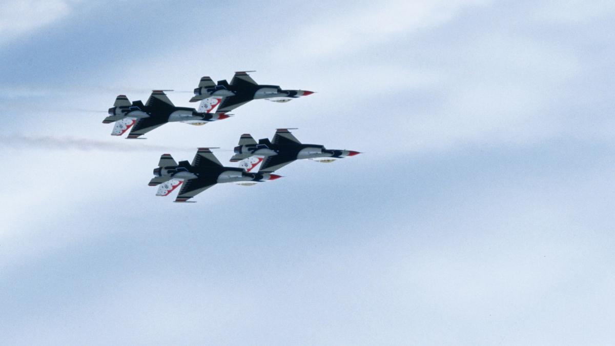 military airplanes